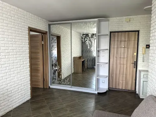 квартира за адресою Романа Шухевича просп. (Генерала Ватутіна), 4-Б