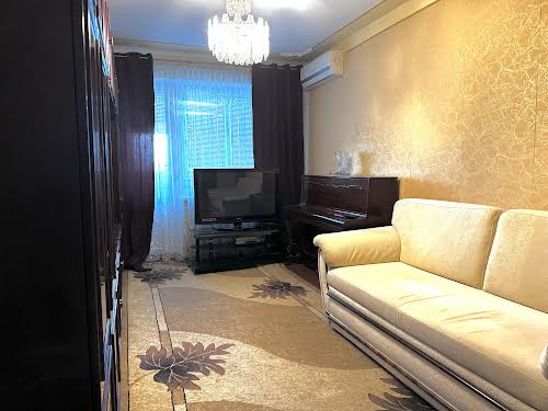 квартира за адресою Олега Мудрака вул. (Генерала Наумова), 37