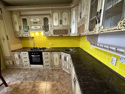 квартира за адресою Федьковича вул., 112б