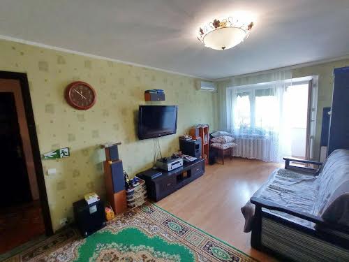 квартира за адресою Солідарна вул., 2