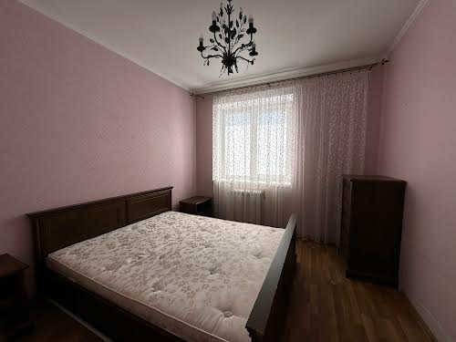 квартира за адресою В.Великого, 9