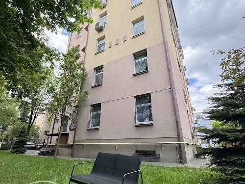 квартира за адресою Івана Карпинця вул. (), 10