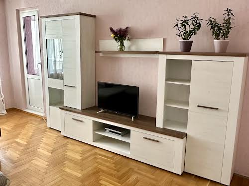 квартира по адресу Буковинская ул., 4