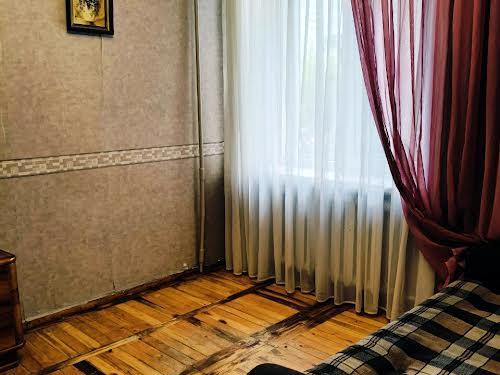 квартира за адресою Робоча вул., 75