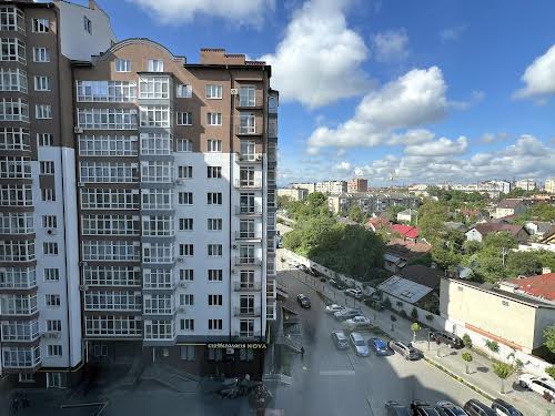 квартира за адресою Височана вул., 18
