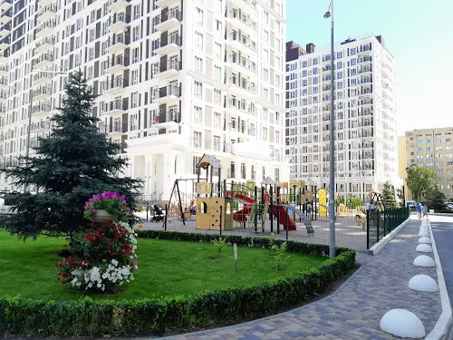 квартира за адресою Михайла Максимовича вул. (Онуфрія Трутенка), 26