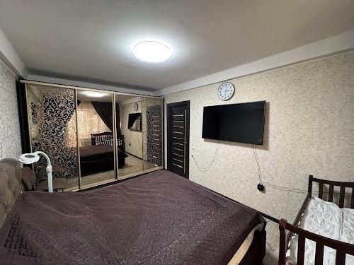 квартира по адресу Строителей ул., 12Б