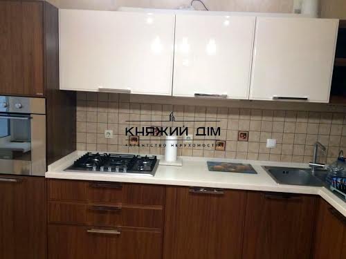 квартира за адресою Рибальська вул., 8