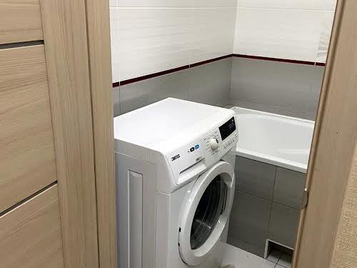 квартира за адресою Ревуцького вул., 42-А