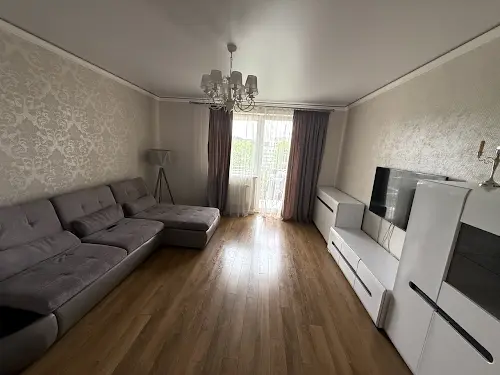 квартира за адресою Варшавська вул., 136