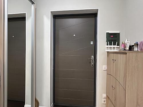 квартира за адресою Миколи Сингаївського вул. (Ново-Оскольська), 2