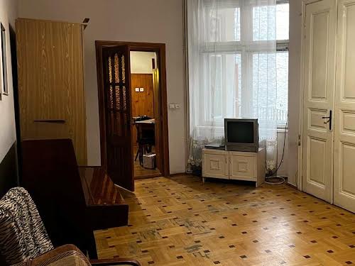 квартира за адресою Патріарха Димитрія Яреми вул. (Антона Чехова), 12