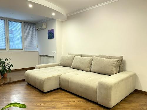 квартира за адресою Петра Григоренка просп., 36