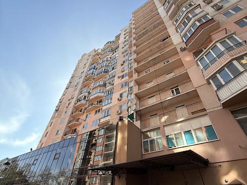 квартира за адресою Олексія Вадатурського вул., 16б