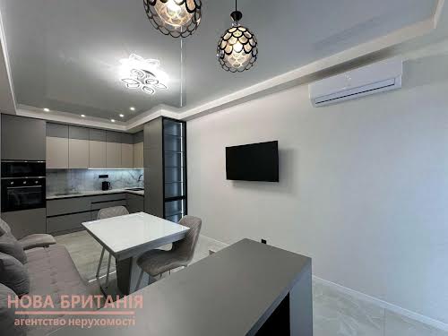 квартира за адресою Михайла Максимовича вул. (Онуфрія Трутенка), 28-Е