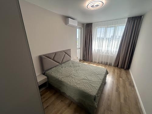 квартира за адресою Приозерний бульв., 5