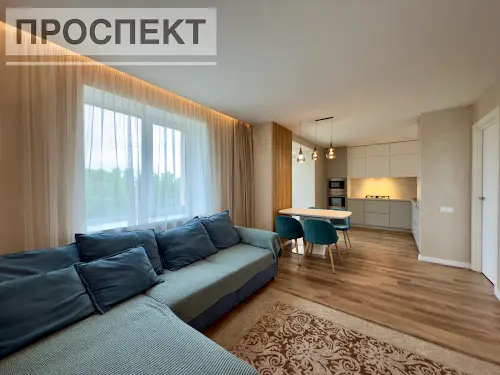 квартира за адресою Михайла Лушпи просп., 2/2
