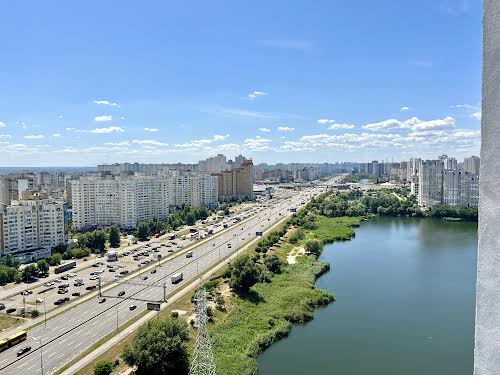 квартира по адресу Ревуцкого ул., 40-Г