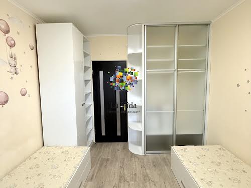 квартира за адресою Озерна вул., 26