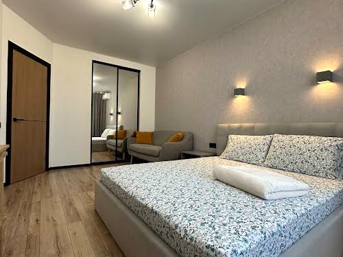 квартира за адресою Співдружності вул., 6