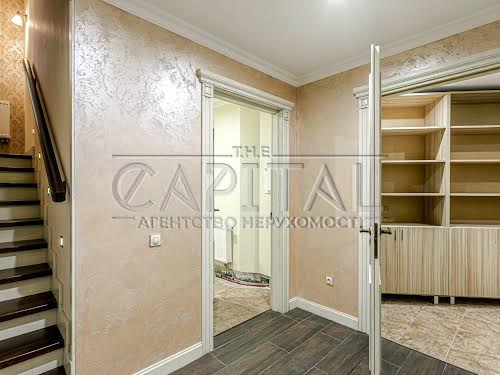 будинок за адресою с. Дмитрівка, радісна