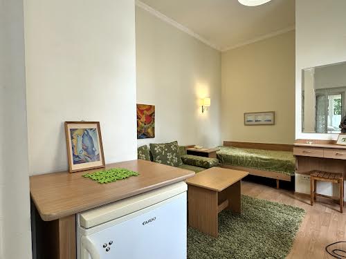квартира за адресою Євгена Коновальця вул. (), 43
