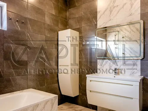 будинок за адресою озерна, 1
