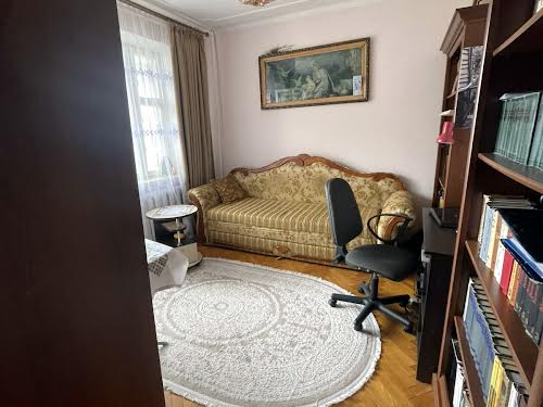 квартира по адресу Трилёвского ул., 28