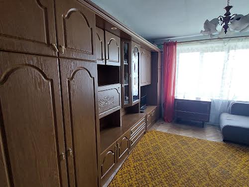 квартира по адресу Героїв України, 1