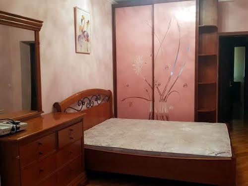 квартира за адресою Хмельницька вул., 10