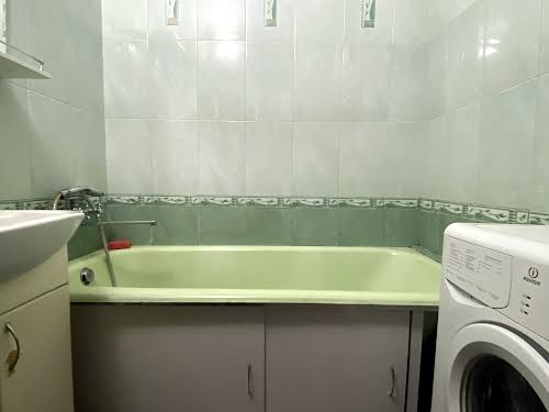 квартира за адресою Ревуцького вул., 34
