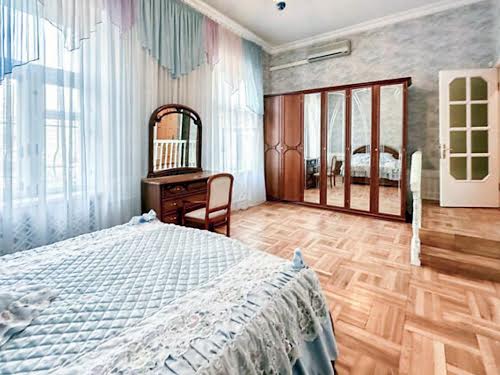 квартира по адресу Александра Конисского ул., 30