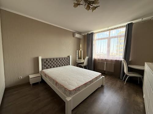 квартира за адресою Воскресенська вул., 16-В