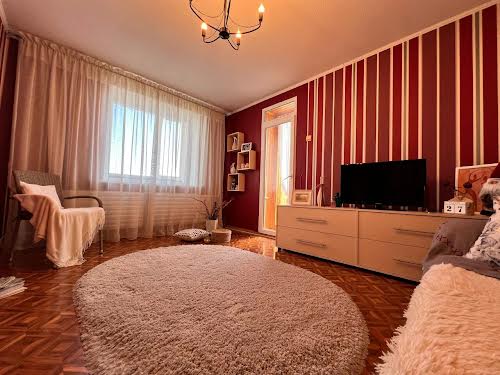 квартира за адресою Перемоги просп., 75