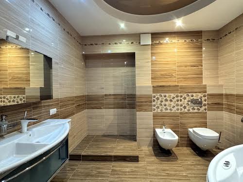 квартира за адресою Микільсько-Слобідська вул., 1А