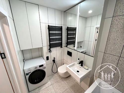 квартира за адресою Юхновського, 27