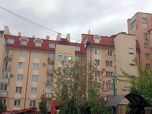 квартира за адресою Окружна вул., 8