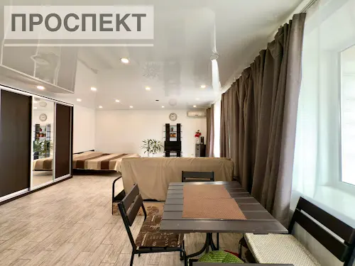 квартира за адресою Свободи просп. (Прокоф'єва), 49