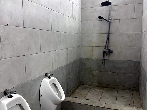 комерційна за адресою Леся Українка, 34