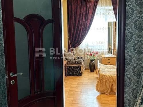 квартира по адресу Натальи Ужвий ул., 5