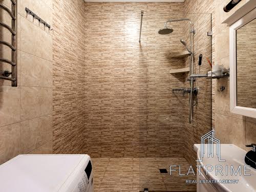 квартира за адресою Дегтярна вул., 7