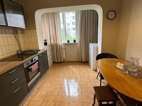 квартира за адресою Драгоманова вул., 5
