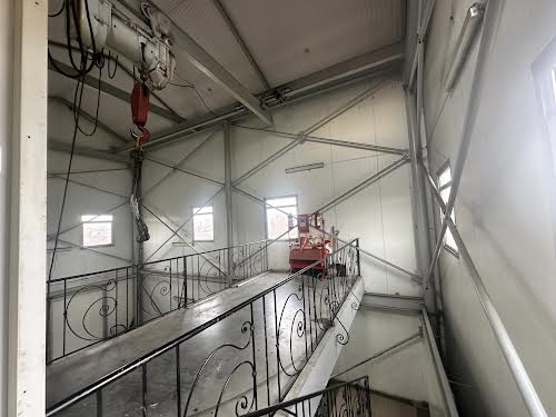 коммерческая по адресу галицька, 1