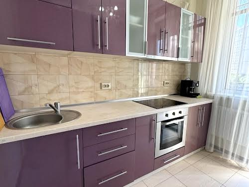 квартира за адресою Перлинна вул., 3