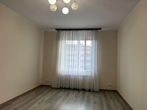 квартира за адресою с. Винники, Винна Гора, 5