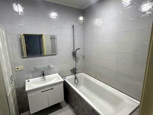 квартира за адресою Драгоманова вул., 2