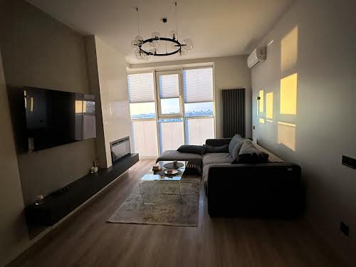 квартира по адресу Червоной Калины просп., 56а
