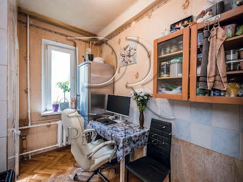 квартира за адресою Авіаконструктора Антонова вул., 4