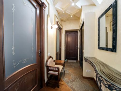 квартира за адресою Шота Руставелі вул., 8