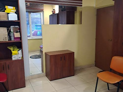 комерційна за адресою Лазаря Глоби вул. (Андрія Фабра), 7